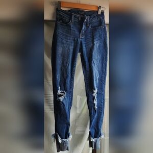 Judy Blue 0/24 Distressed Blue Jeans